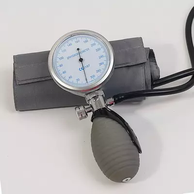 Dispositivo de monitor de presión arterial digital profesional SunnyWorld