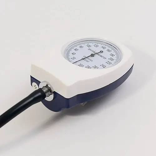 Esfigmomanómetro aneroide estilo reloj masculino con estetoscopio
